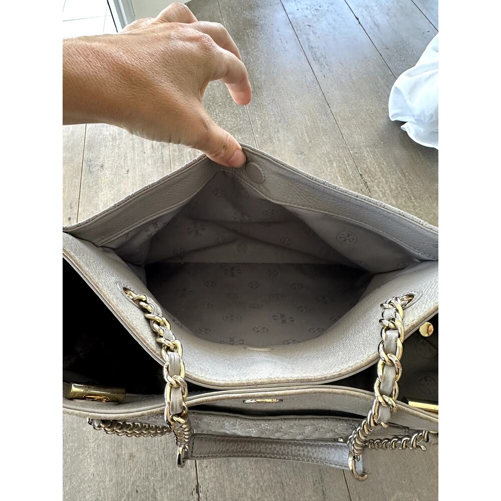 Tory Burch Gray Shoulder Bag - Picture 12 of 12